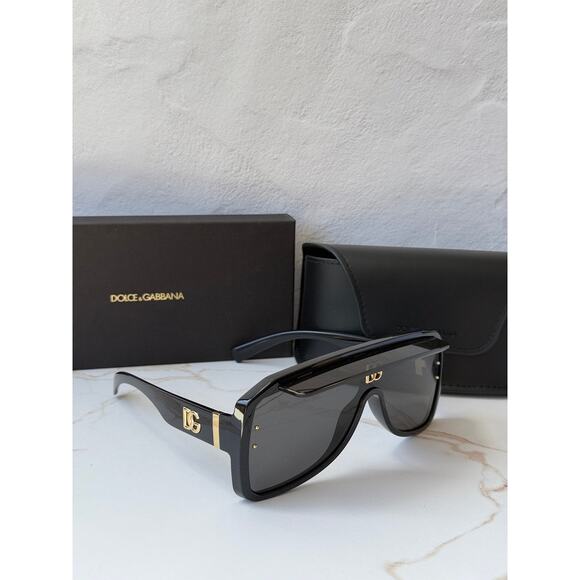 NEW Dolce & Gabbana DG6205 Black Logo Visor Sunglasses $425 main image 7